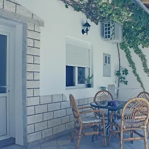 https://laganini-apartments.splithotels.org