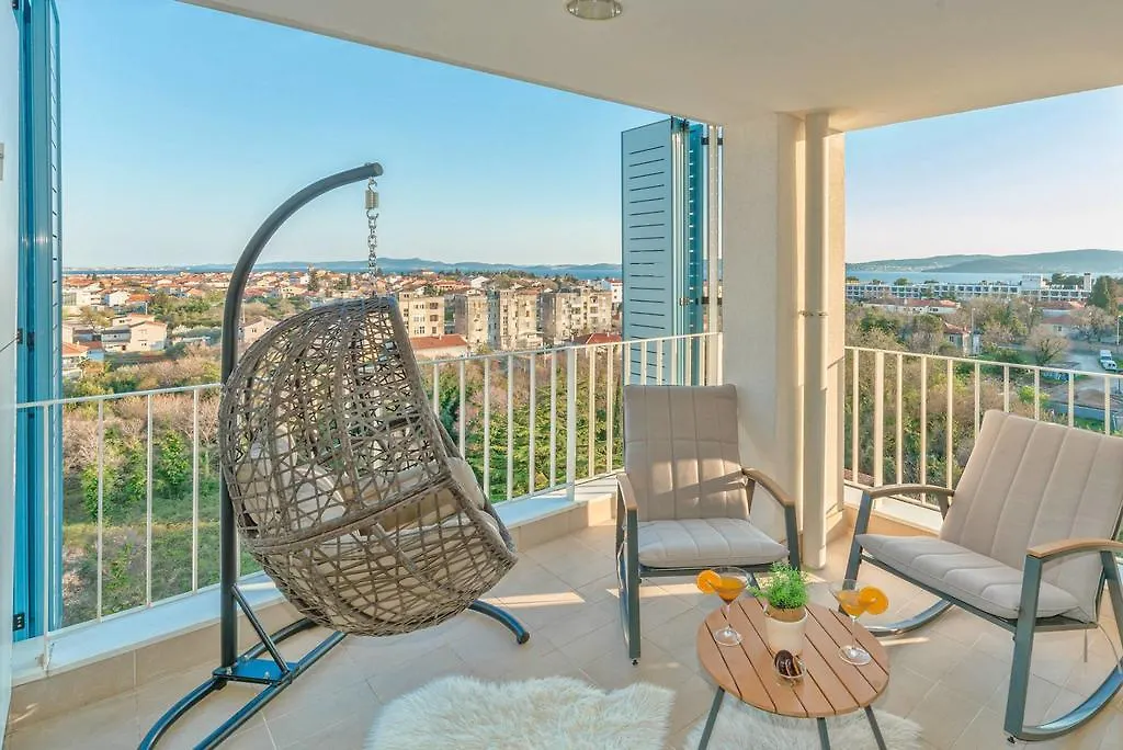 Sunset Penthouse Apartment With Jacuzzi And Seaview Задар 0*,
